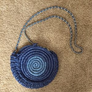 Blue, woven purse with silver chain strap